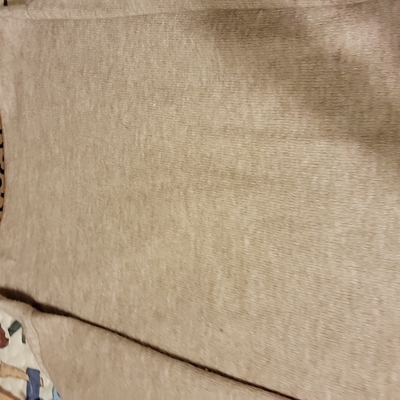 V-neck cardigan sweater - Picture 8 of 8